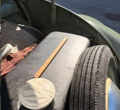 Image 31/49 of Volkswagen Beetle 1100 Standard (Brezel) (1950)