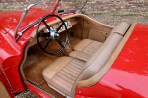 Image 2/50 of Jaguar XK 120 SE OTS (1954)