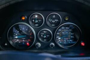 Image 17/41 de Ferrari 308 GTSi Quattrovalvole (1985)