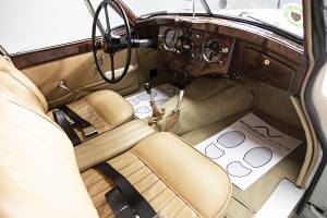 Imagen 14/46 de Jaguar XK 120 FHC (1952)