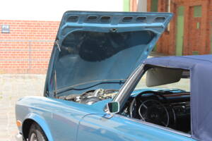 Image 52/83 of Mercedes-Benz 280 SL (1970)