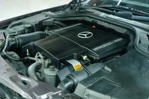 Bild 25/50 von Mercedes-Benz 400 SE (1991)