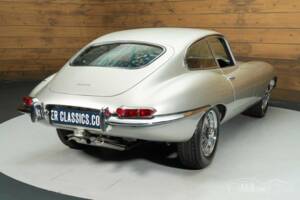Immagine 14/19 di Jaguar E-Type 3.8 (1964)