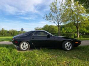 Bild 8/45 von Porsche 928 (1978)