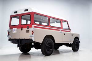 Afbeelding 9/33 van Land Rover 109 (1989)