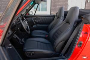 Bild 9/13 von Porsche 911 Carrera 3.2 (1988)