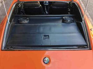 Image 13/31 de Alfa Romeo Montreal (1975)