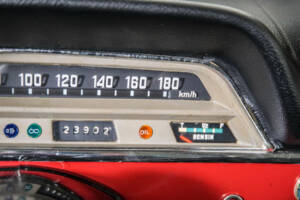 Image 17/50 of Volvo P 121 (1965)