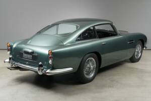 Image 8/26 de Aston Martin DB 4 Vantage (1962)