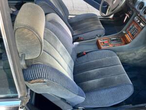 Bild 20/99 von Mercedes-Benz 500 SLC (1981)