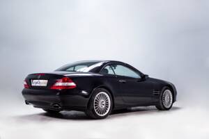 Image 16/36 of Mercedes-Benz SL 500 (2006)