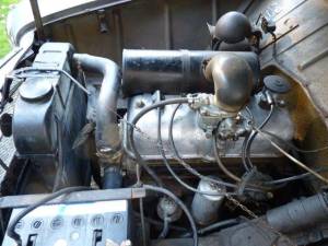 Imagen 10/23 de Peugeot 403 (1957)