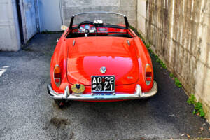 Image 8/25 of Alfa Romeo Giulia 1600 Spider (1962)