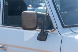 Image 12/46 of Toyota Land Cruiser HJ61 GX (1988)