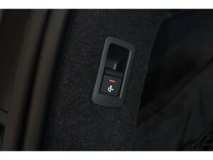 Image 19/22 of Audi S6 e-tron Avant (2024)