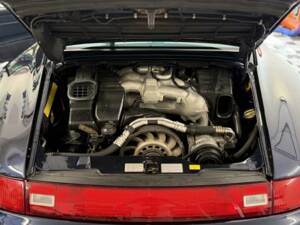 Afbeelding 12/33 van Porsche 911 Carrera 4S (1996)