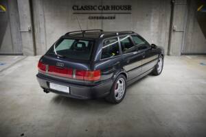Image 15/99 of Audi RS2 Avant (1994)