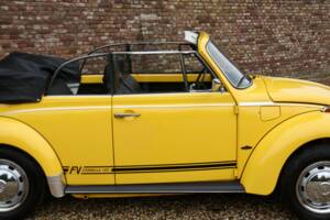 Image 43/50 de Volkswagen Beetle 1303 (1975)
