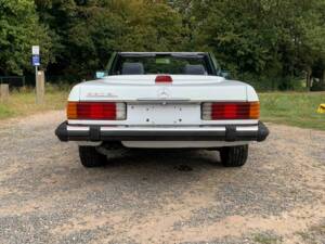 Bild 7/8 von Mercedes-Benz 560 SL (1986)