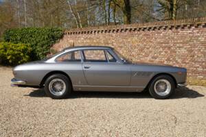 Immagine 39/50 di Ferrari 330 GT 2+2 (1965)