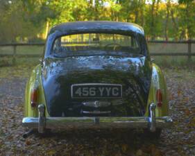 Image 11/38 of Rolls-Royce Silver Cloud I (1959)