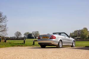 Image 12/50 of Mercedes-Benz CLK 55 AMG (2003)