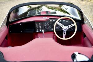 Afbeelding 24/50 van Jaguar XK-SS (1967)