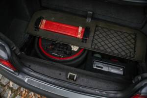 Image 31/34 of Aston Martin DB 7 (1999)