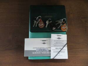 Image 22/22 of Aston Martin V8 Volante (1980)