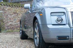 Bild 33/50 von Rolls-Royce Phantom DHC (2009)