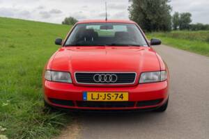 Image 2/40 de Audi A4 1.6 (1995)