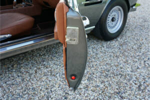 Image 43/50 of Aston Martin V8 (1980)