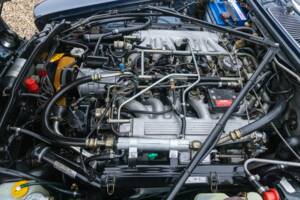 Image 13/50 of Jaguar XJ 12 (1987)