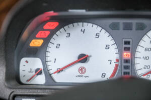 Bild 17/50 von MG TF 135 (2002)