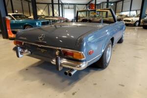 Image 34/36 de Mercedes-Benz 280 SL (1971)