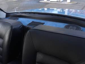 Image 13/91 of Volvo P 144 GL (1972)