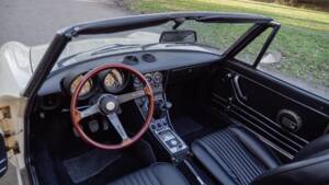 Image 44/58 of Alfa Romeo 2000 Spider Veloce (1977)