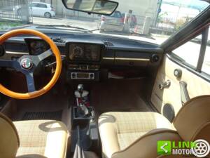 Image 26/35 of Alfa Romeo Alfetta GT 1.6 (1978)