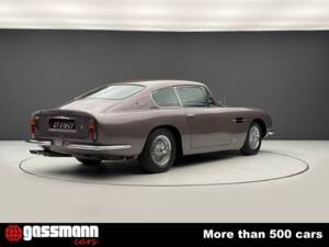Afbeelding 7/15 van Aston Martin DB 6 Vantage (1967)