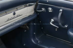 Image 10/38 de Mercedes-Benz 300 SL Roadster (1961)