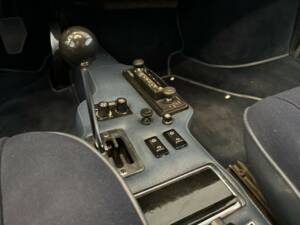 Immagine 11/22 di Ferrari Dino 208 GT4 (1975)