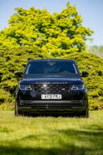 Image 34/49 of Land Rover Range Rover V8 Armoured (2022)