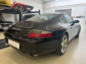Bild 6/29 von Porsche 911 Carrera (2001)