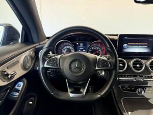 Image 18/31 of Mercedes-Benz C 43 AMG 4MATIC (2017)