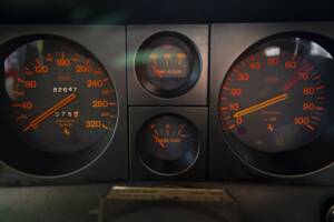 Image 27/38 of Ferrari 512 BB (1980)