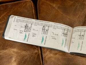 Image 69/75 of Aston Martin V12 Vanquish S (2007)