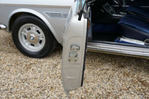 Image 21/50 of BMW 3.0 CSi (1974)