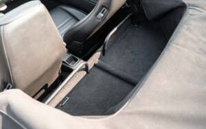 Image 25/48 of Porsche 911 Carrera 4 (1992)