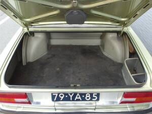 Image 78/95 de BMW 2500 (1977)