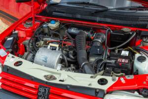 Immagine 3/50 di Peugeot 205 GTi 1.9 (1991)